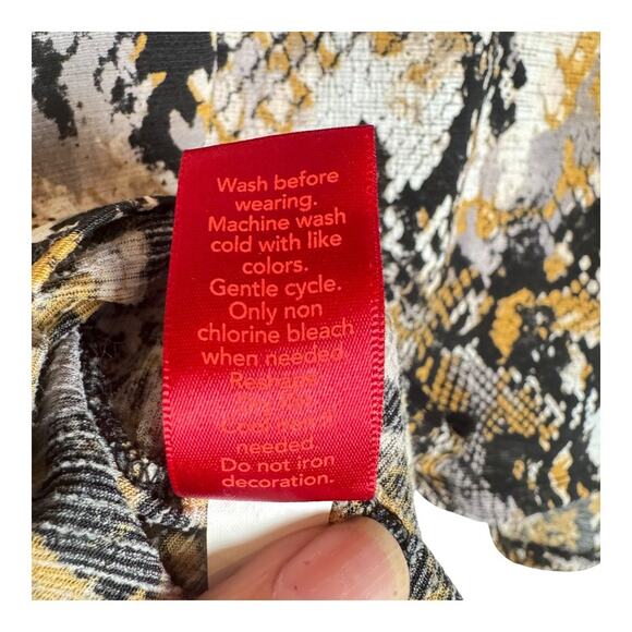 Womens Jennifer Lopez Black & Gold Snake Print Camisole Boho Chic Size XL - Picture 3 of 6